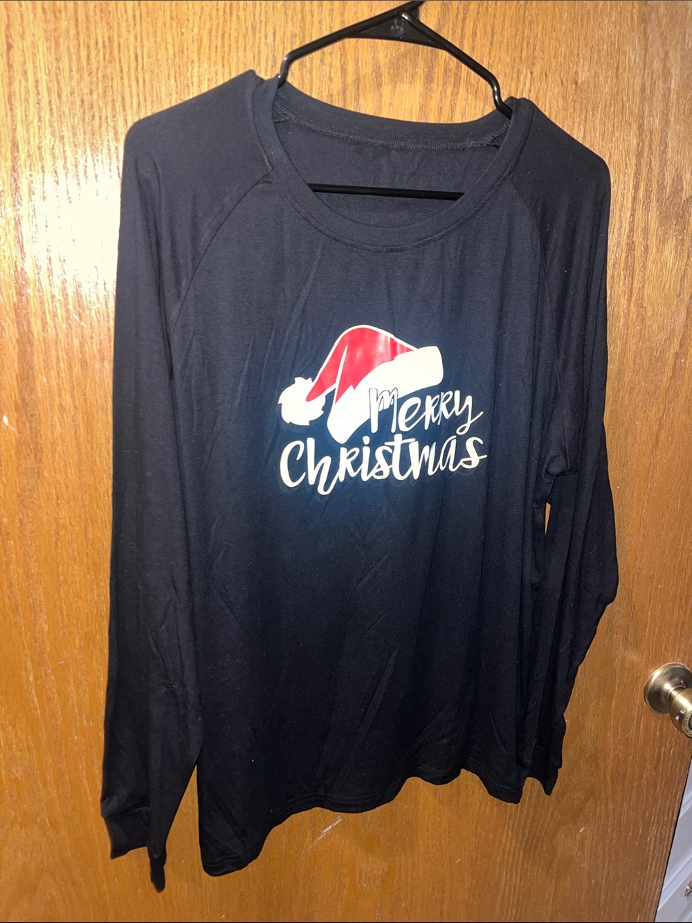 Women’s Black Merry Christmas Long-Sleeve Tee NWOT